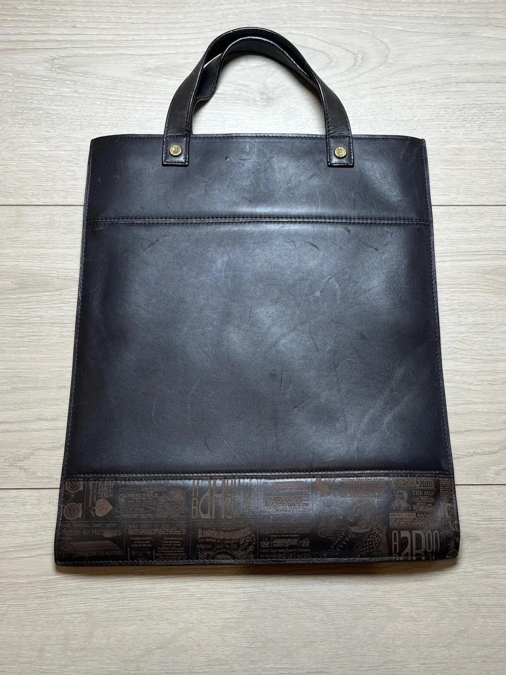 Aaron Barak Men's Dark Brown Leather Tote Bag with Patterned Base